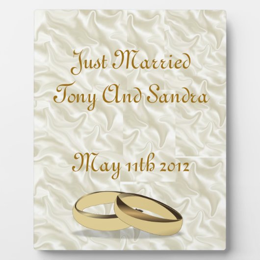 パーソナライズされたたった今結婚しました結婚表斑 フォトプラーク (正面)
