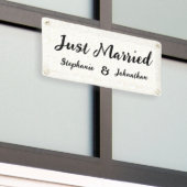 パーソナライズされたの結婚たった今結婚しました車\トラック 横断幕 (ビルの外側)