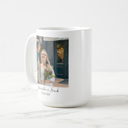 パーソナライズされたの結婚婚約 コーヒーマグカップ (正面左)