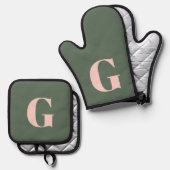 パーソナライズされたはっきりしたシンプルモノグラムピンクとグリーン 鍋つかみ&鍋敷きセット (正面/裏面)