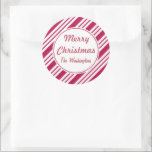 パーソナライズされたはっきりしたPeppermint Christmas Stickers ラウンドシール<br><div class="desc">ペパはっきりしたミントストライプの飾フェスティバルメリーのクリスマスのステッカー。これらのシールをカスタマイズするために文字を変更する。ギフト、ギフトラベル、抱き枕、パッケージ、封筒、ベーキング、キッチン、クッキースワップ、クッキー交換、クリスマスなど…デザインはオリジナル美術。</div>