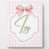 パーソナライズされたアイビー ベイビー ガール ぬいぐるみ＆ギンガム フォトプラーク (正面)