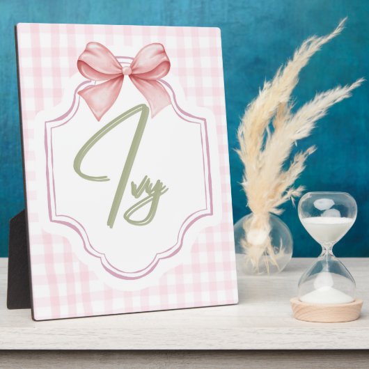 パーソナライズされたアイビー ベイビー ガール ぬいぐるみ&ギンガム フォトプラーク (側面)