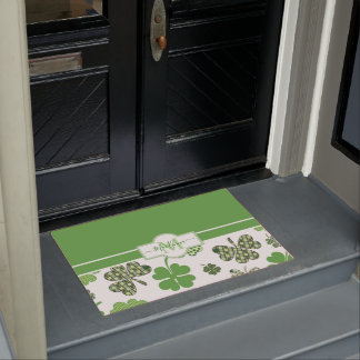 パーソナライズされたアイルランドグリーンクローバーセントパトリック ドアマット