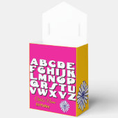 パーソナライズされたアルファベットキッド誕生日ガール フェイバーボックス (見開き)