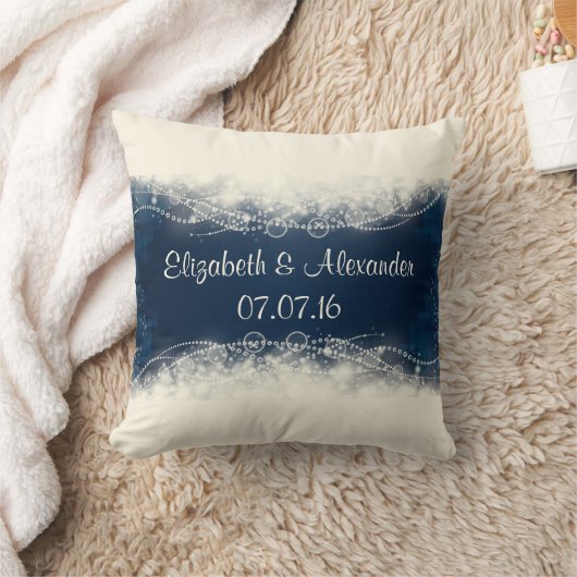 パーソナライズされたエレガントレース結婚と真珠 クッション (ブランケット)