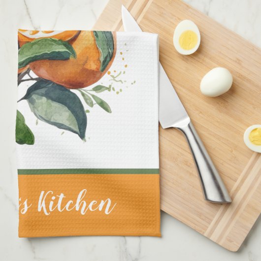 パーソナライズされたオレンジの果物とグリーン キッチンタオル (四つ折り)
