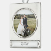 パーソナライズされたカスタマイズ結婚の写真 シルバープレートバナーオーナメント (左)