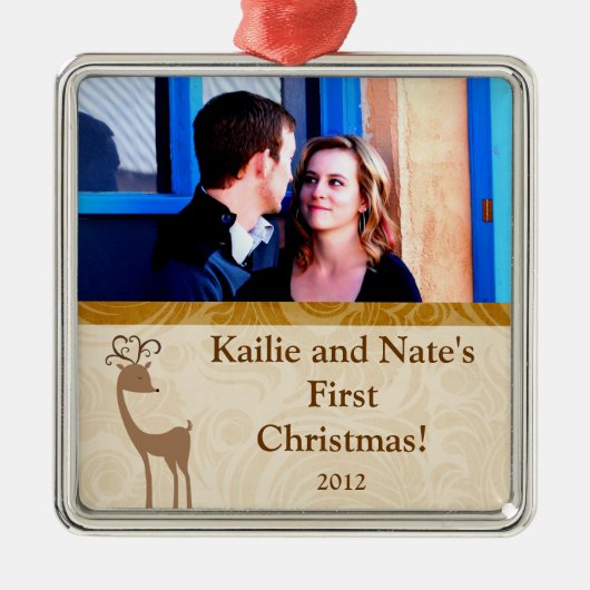 パーソナライズされたカスタムオーナメントエレガントトナカイ メタルオーナメント (正面)