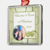 パーソナライズされたカスタムオーナメントグリーンアップル渦巻きFr メタルオーナメント (左)