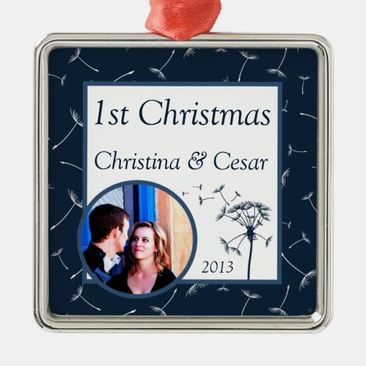 パーソナライズされたカスタムネイビーブルーダンデリオンフラワーウィー メタルオーナメント (正面)