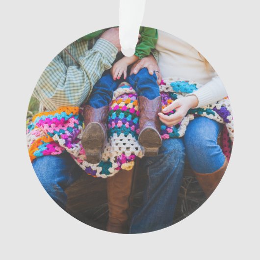 パーソナライズされたカスタム家族の写真ホリデークリスマス オーナメント (正面)