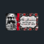 パーソナライズされたカスタムPhoto Christmas Mailing Label ラベル<br><div class="desc">この。75"x2.25インチのサイズのシックとパーソナライズされたトレンディーのスティックモダンオン差出人住所ラベルはトレンディーとシックの両方である。これらは、エッジのフルブリードフルカラー印刷テクノロジへのプリントを使用してAvery®ラベルに印刷される。8.5インチx 11インチの用紙に印刷され食べ物を与え、再書き込み可能で再印刷可能。Avery® Microsoft® Wordテンプレートとの互換性お客様の最も多くのフォーマル招待状とイベントの発表に最適。私たちはzazzle店でこのデザインに専念する全体の行を持っている*デザインコレクションのメニュータブの下に招待状(5x7)、戻りラベル、郵送ラベル、封筒用シール、郵便切手、カップケーキピック、ウォーターボトルラッパー、ハーシーの1.55 oz.大きなバーラッパー、ハーシーのミニチュアバッグラッパー、電子レンジのポップコーンアドバイスラッパー、書き込み可能座席表、グッズバッグトッパー、FLATサンキューカード(4x5)、HAPPEDサンキューカード(4x5)、メッセージカード、メニューカード、ミントマッチブック、棒つきキャンデーカバー、ブックマーク、ビンゴカードマーカー、ビンゴカード呼び出しシート、書き込み可能カード(4x5)、など。</div>