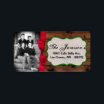 パーソナライズされたカスタムPhoto Christmas Mailing Label ラベル<br><div class="desc">この。75"x2.25インチのサイズのシックとパーソナライズされたトレンディーのスティックモダンオン差出人住所ラベルはトレンディーとシックの両方である。これらは、エッジのフルブリードフルカラー印刷テクノロジへのプリントを使用してAvery®ラベルに印刷される。8.5インチx 11インチの用紙に印刷され食べ物を与え、再書き込み可能で再印刷可能。Avery® Microsoft® Wordテンプレートとの互換性お客様の最も多くのフォーマル招待状とイベントの発表に最適。私たちはzazzle店でこのデザインに専念する全体の行を持っている*デザインコレクションのメニュータブの下に招待状(5x7)、戻りラベル、郵送ラベル、封筒用シール、郵便切手、カップケーキピック、ウォーターボトルラッパー、ハーシーの1.55 oz.大きなバーラッパー、ハーシーのミニチュアバッグラッパー、電子レンジのポップコーンアドバイスラッパー、書き込み可能座席表、グッズバッグトッパー、FLATサンキューカード(4x5)、HAPPEDサンキューカード(4x5)、メッセージカード、メニューカード、ミントマッチブック、棒つきキャンデーカバー、ブックマーク、ビンゴカードマーカー、ビンゴカード呼び出しシート、書き込み可能カード(4x5)、など。</div>