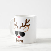 パーソナライズされたカッコいいSunglass Reindeer Christmas Mag コーヒーマグカップ (正面左)