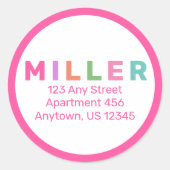 パーソナライズされたカラフルレインボー差出人住所ラベル ラウンドシール (正面)