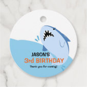 パーソナライズされたキッズシャーク誕生日パーティー用品 フェイバータグ (正面)