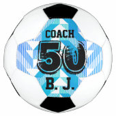 パーソナライズされたキープサケティール（緑がかった色）ブルーストライプ サッカーボール (正面)