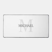 パーソナライズされたクラシックモノグラムと名前 デスクマット (正面)