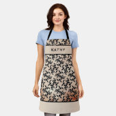 パーソナライズされたクラシックRococoパターン名 エプロン (着用した状態)