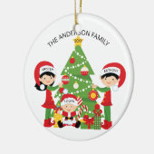 パーソナライズされたクリスマスの家族3人 セラミックオーナメント (左)