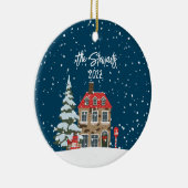 パーソナライズされたクリスマスビレッジシーンオーナメント セラミックオーナメント (右)