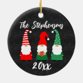 パーソナライズされたクリスマス格言かわいい家族の休日 セラミックオーナメント (裏面)