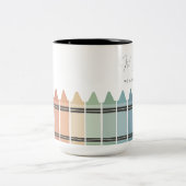 パーソナライズされたクレヨンレインボーワ最高のーズ先生 ツートーンマグカップ (中央)