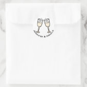 パーソナライズされたシャンパングラスブラック&ホワイト結婚ズ ラウンドシール (バッグ)