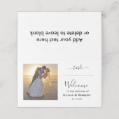 パーソナライズされたシンプル結婚写真 プレイスカード (外部開封)