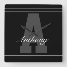 パーソナライズされたタイポグラフィ名時計