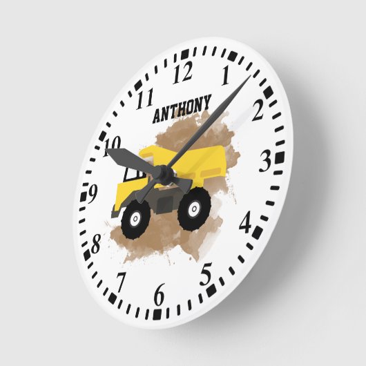パーソナライズされたダンプトラック建築マッド ラウンド壁時計 (傾斜)