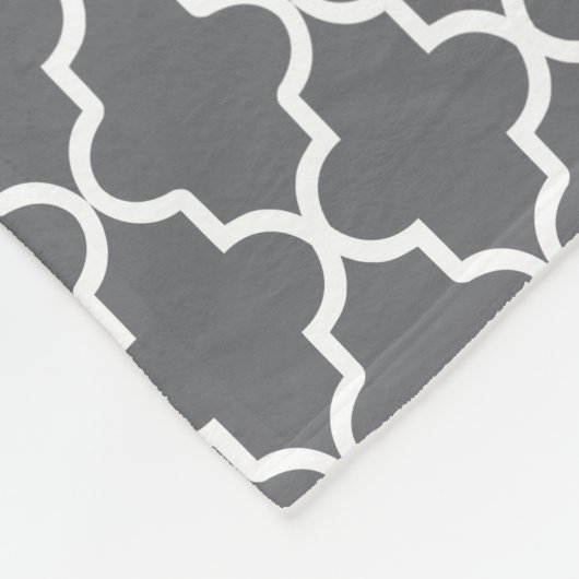 パーソナライズされたダークグレーとイエロークローバー フリースブランケット (角)