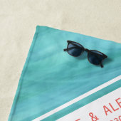 パーソナライズされたティール（緑がかった色）コー結婚ラルビーチタオル ビーチタオル (インサイチュ)