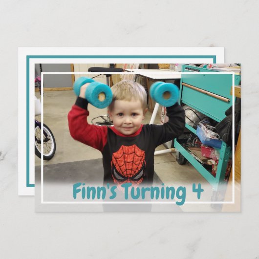 パーソナライズされたティール（緑がかった色）ブルーボーイズフォト誕生日 招待状 (正面/裏面)