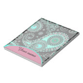 パーソナライズされたティール(緑がかった色)及びピンクペイズリー ノートパッド (回転)