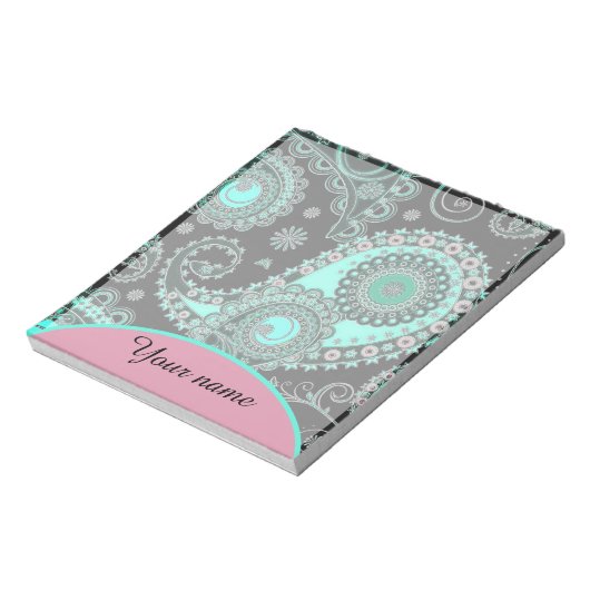 パーソナライズされたティール(緑がかった色)及びピンクペイズリー ノートパッド (回転)