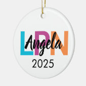 パーソナライズされたナースオーナメント2025カスタム、rn,np セラミックオーナメント (左)