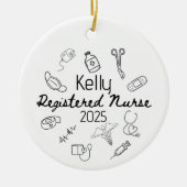 パーソナライズされたナースオーナメント2025,カスタムRNあり セラミックオーナメント (正面)