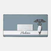 パーソナライズされたナースメディカルダスティブルー名 デスクマット (キーボード&マウス)