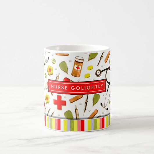 パーソナライズされたナース コーヒーマグカップ (中央)
