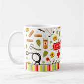 パーソナライズされたナース コーヒーマグカップ (左)