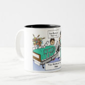 パーソナライズされたナース – 男性、小児患者の漫画 ツートーンマグカップ (正面左)