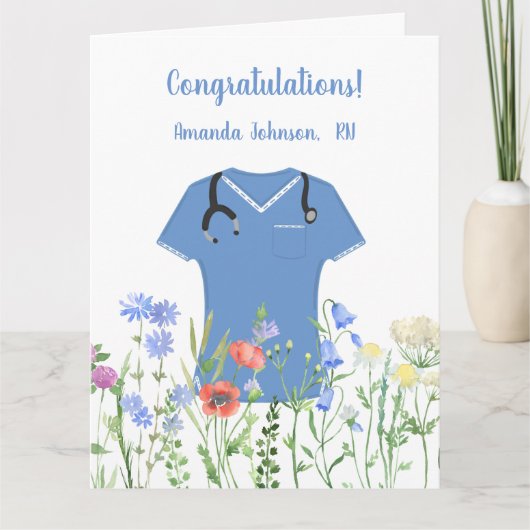 パーソナライズされたナースRN LPN NP青スクラブ カード (正面)