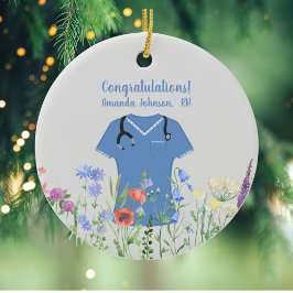 パーソナライズされたナースRN LPN NP青スクラブ セラミックオーナメント