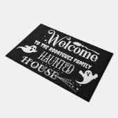 パーソナライズされたハ幽霊のよく出るウス ドアマット (アングル)