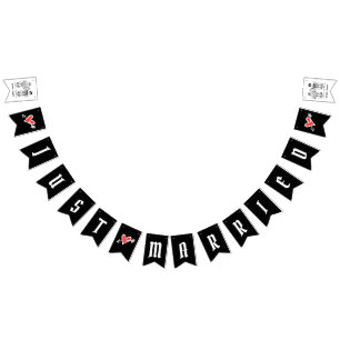 パーソナライズされたバイクもしくは自転車に乗る人結婚夫婦 バンティングフラッグ