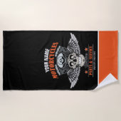 パーソナライズされたバイクもしくは自転車に乗る人飛んでいるスカルショップ ビーチタオル (正面)