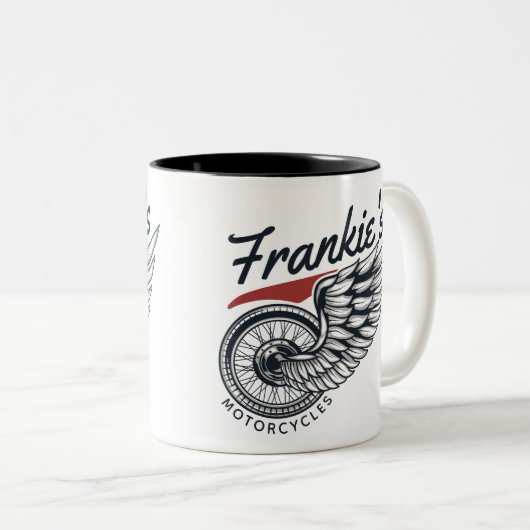 パーソナライズされたバイク飛んでいるタイヤバイクもしくは自転車に乗る人店 ツートーンマグカップ (正面右)
