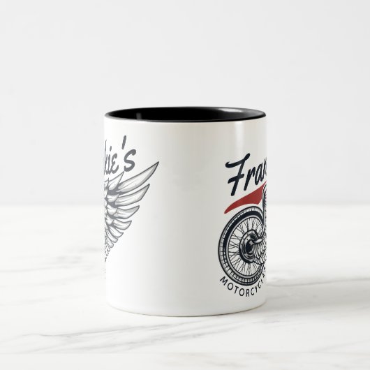 パーソナライズされたバイク飛んでいるタイヤバイクもしくは自転車に乗る人店 ツートーンマグカップ (中央)